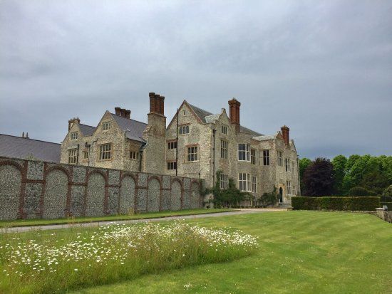 Glynde Place