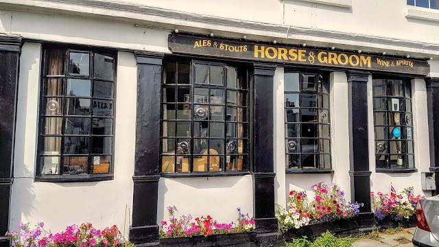 The Horse & Groom