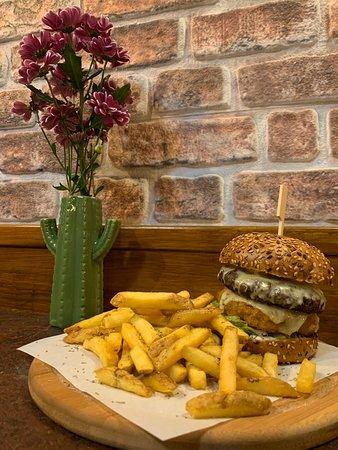 Leto Burger